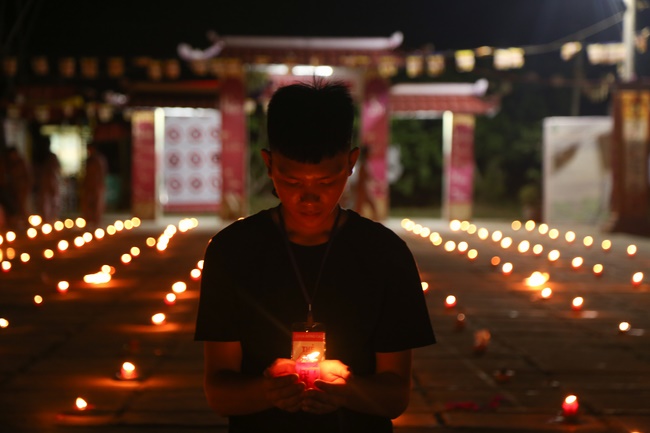 The fourth day of summer retreat at Dong Cao pagoda