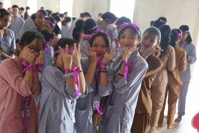 The fourth day of summer retreat at Dong Cao pagoda