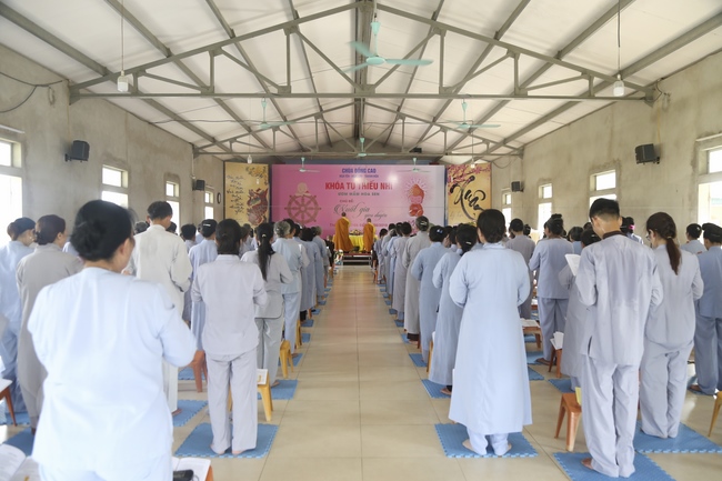 One-day Retreat - Ending the Playground “Sowing Lotus Seeds” at Dong Cao pagoda