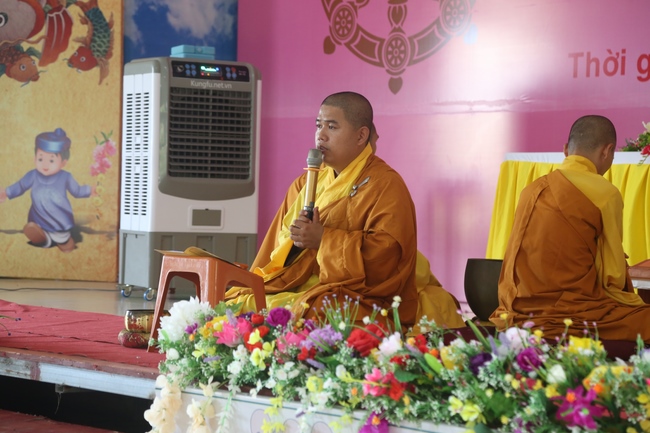 One-day Retreat - Ending the Playground “Sowing Lotus Seeds” at Dong Cao pagoda