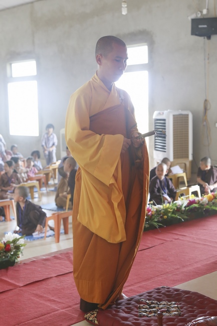 One-day Retreat - Ending the Playground “Sowing Lotus Seeds” at Dong Cao pagoda
