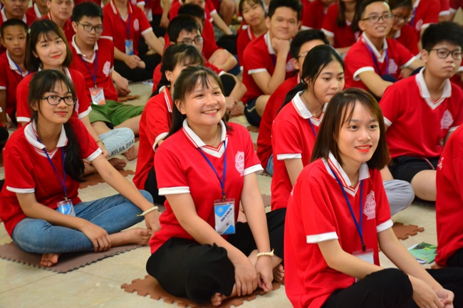The fourth day at the Summer retreat of Tay Khanh Pagoda