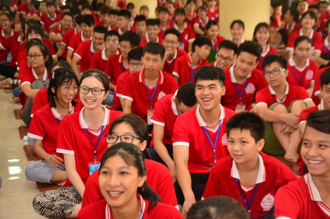The fourth day at the Summer retreat of Tay Khanh Pagoda