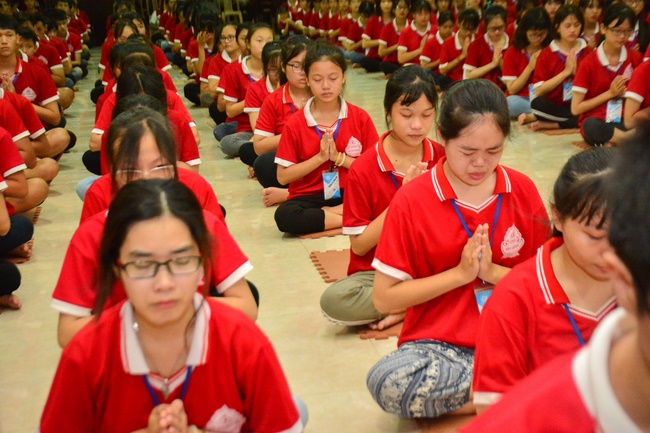 The fourth day at the Summer retreat of Tay Khanh Pagoda
