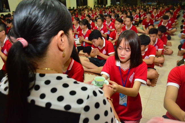 The fourth day at the Summer retreat of Tay Khanh Pagoda