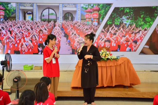 The fourth day at the Summer retreat of Tay Khanh Pagoda
