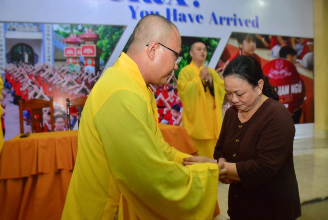 The fourth day at the Summer retreat of Tay Khanh Pagoda