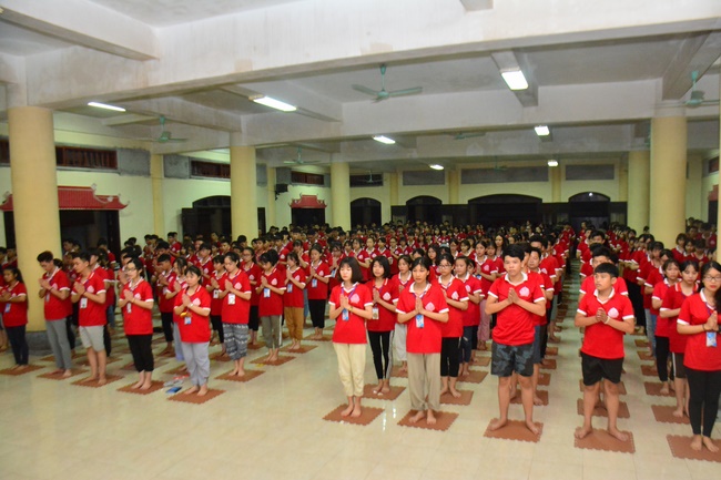 The fourth day at the Summer retreat of Tay Khanh Pagoda