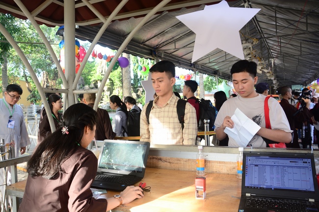 Open The 2019 Summer Retreat