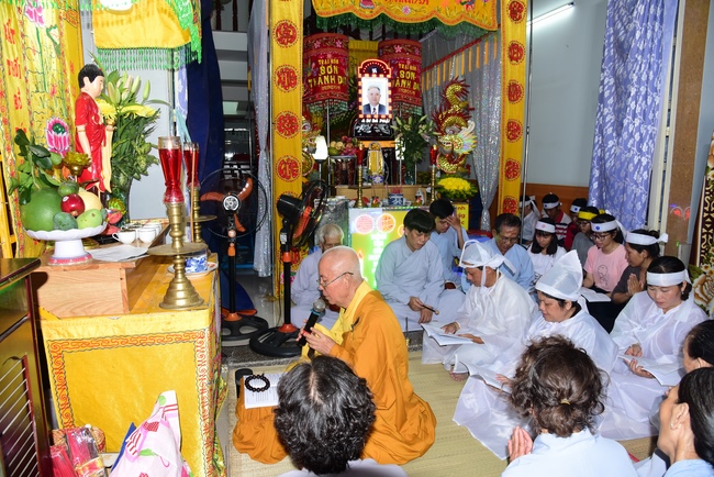 Phóng sanh tại Củ Chi và cầu siêu