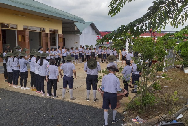 The Opening Ceremony of six-Harmony Camp of the Eighth time of Buddhist families in Binh Phuoc Province.