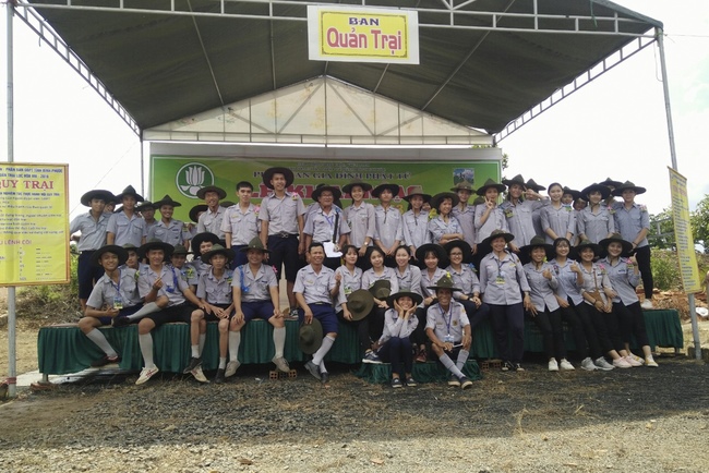 The Opening Ceremony of six-Harmony Camp of the Eighth time of Buddhist families in Binh Phuoc Province.