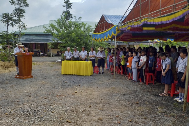The Opening Ceremony of six-Harmony Camp of the Eighth time of Buddhist families in Binh Phuoc Province.