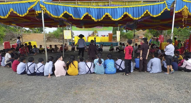 The Opening Ceremony of six-Harmony Camp of the Eighth time of Buddhist families in Binh Phuoc Province.
