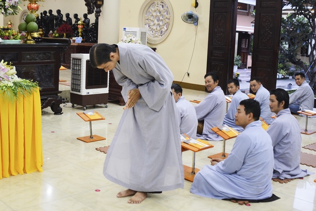 Buổi học oai nghi dành cho Phật tử khi đến chùa