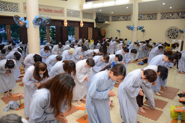 Buổi học oai nghi dành cho Phật tử khi đến chùa