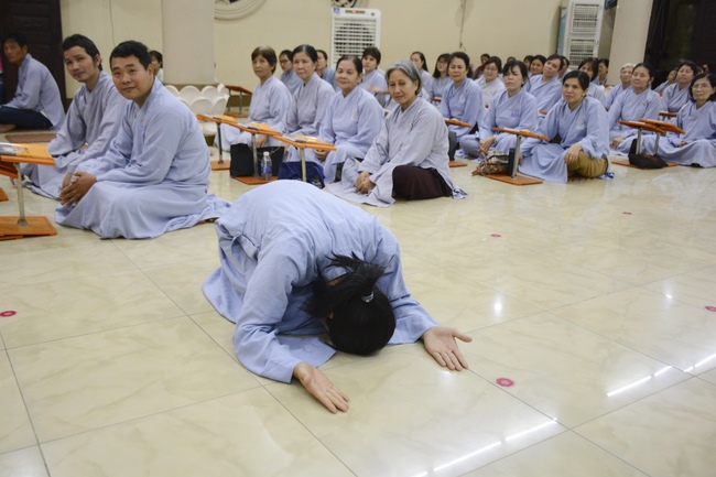 Buổi học oai nghi dành cho Phật tử khi đến chùa