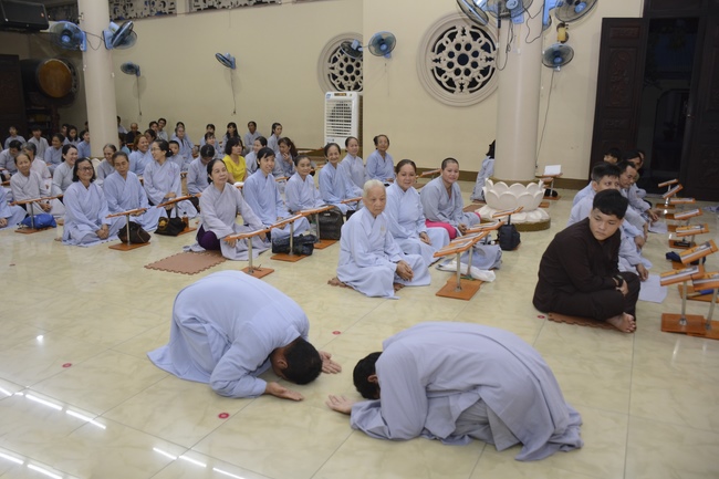 Buổi học oai nghi dành cho Phật tử khi đến chùa