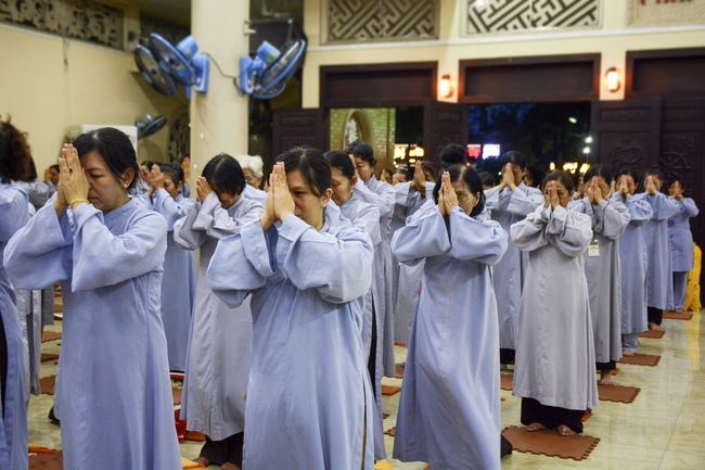 Buổi học oai nghi dành cho Phật tử khi đến chùa