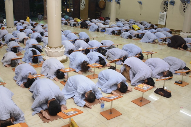 Buổi học oai nghi dành cho Phật tử khi đến chùa