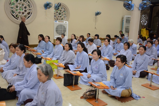 Buổi học oai nghi dành cho Phật tử khi đến chùa