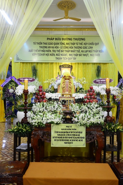 Viếng tang lễ cố Hòa thượng chùa Pháp Bửu