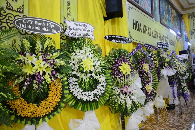 Viếng tang lễ cố Hòa thượng chùa Pháp Bửu