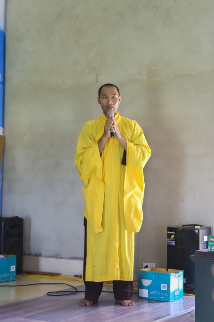One-day Reciting the Buddha's name at Dong Cao Pagoda