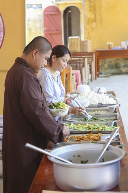 One-day Reciting the Buddha's name at Dong Cao Pagoda
