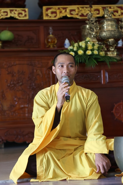 One-day Reciting the Buddha's name at Dong Cao Pagoda