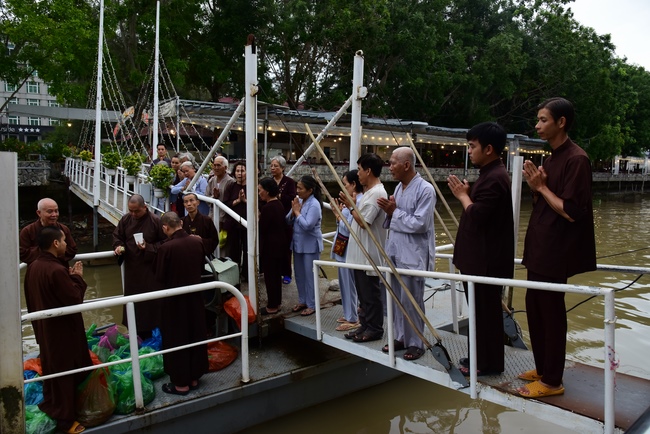 One-Day Practice in Can Tho