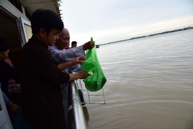 One-Day Practice in Can Tho