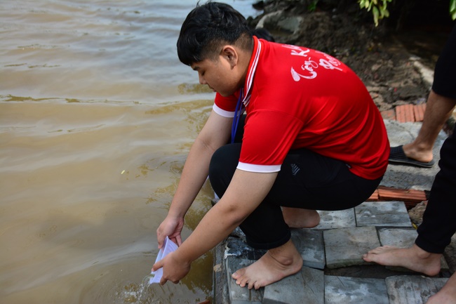 The late day of the Summer retreat at Tay Khanh Pagoda