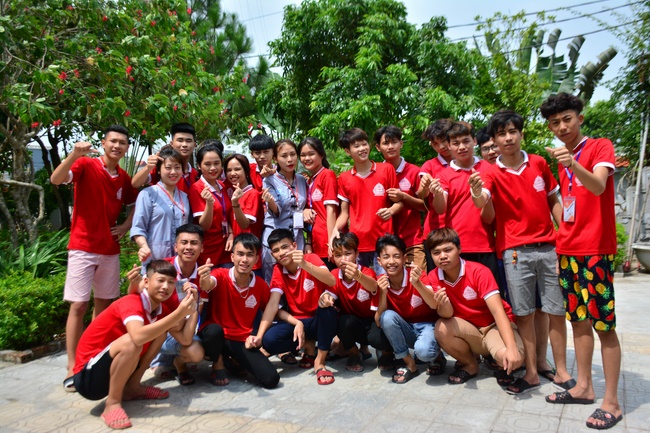 The late day of the Summer retreat at Tay Khanh Pagoda