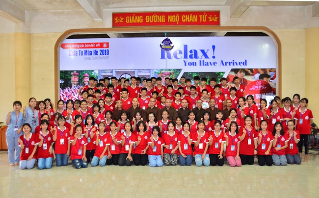 The late day of the Summer retreat at Tay Khanh Pagoda