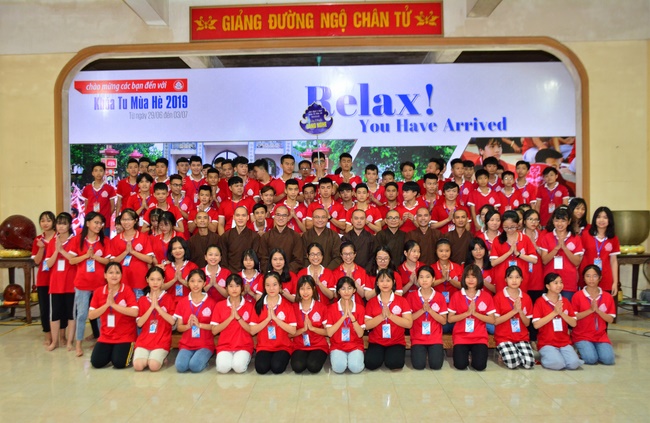 The late day of the Summer retreat at Tay Khanh Pagoda