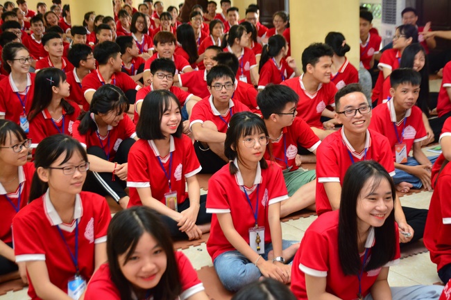 The late day of the Summer retreat at Tay Khanh Pagoda