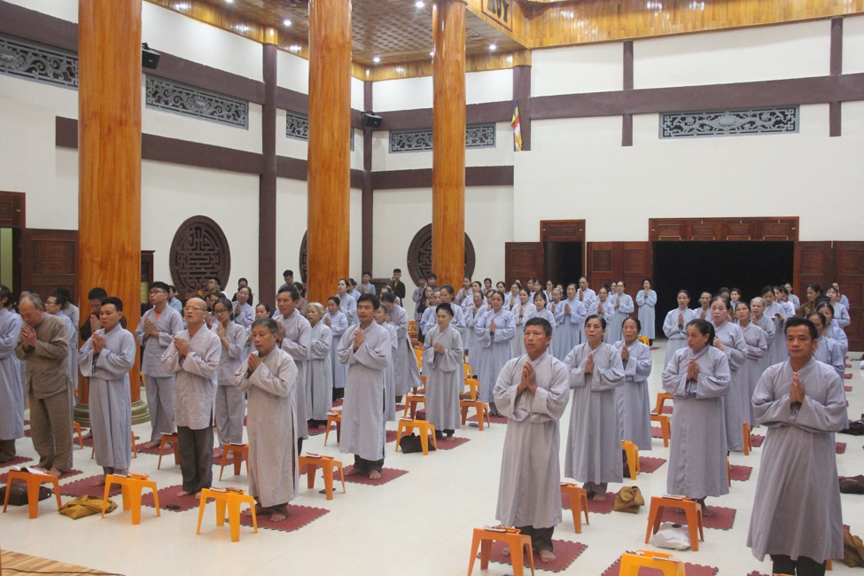 The repentant ceremony at the Giai Lam Pagoda