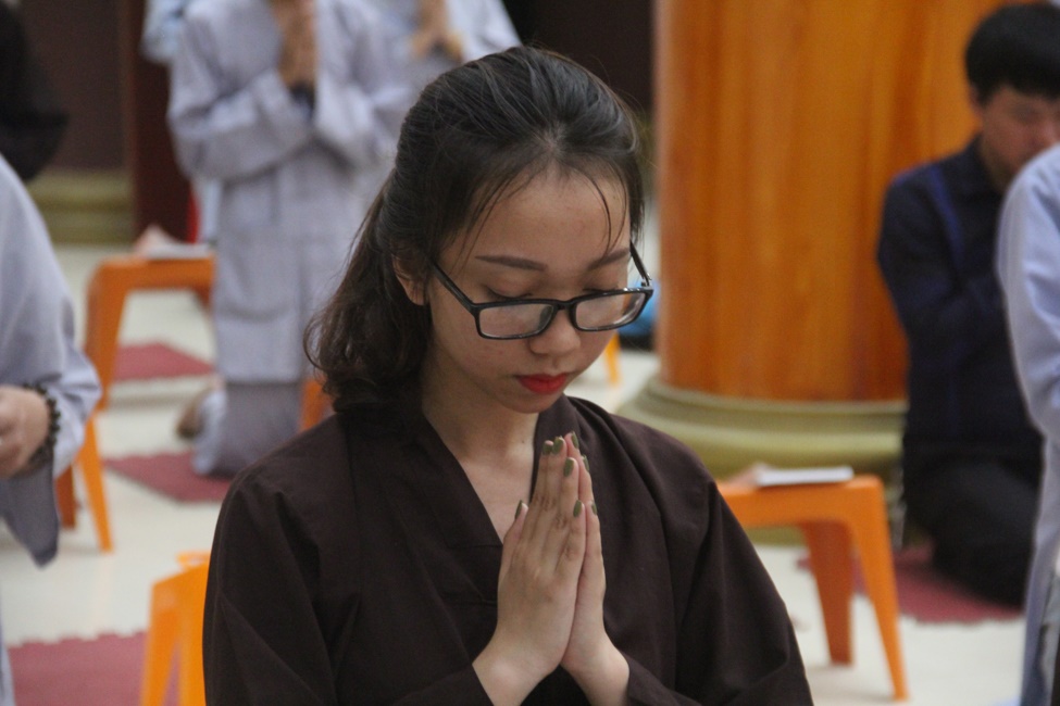 The repentant ceremony at the Giai Lam Pagoda