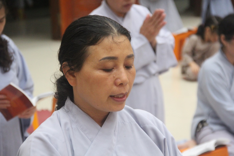 The repentant ceremony at the Giai Lam Pagoda