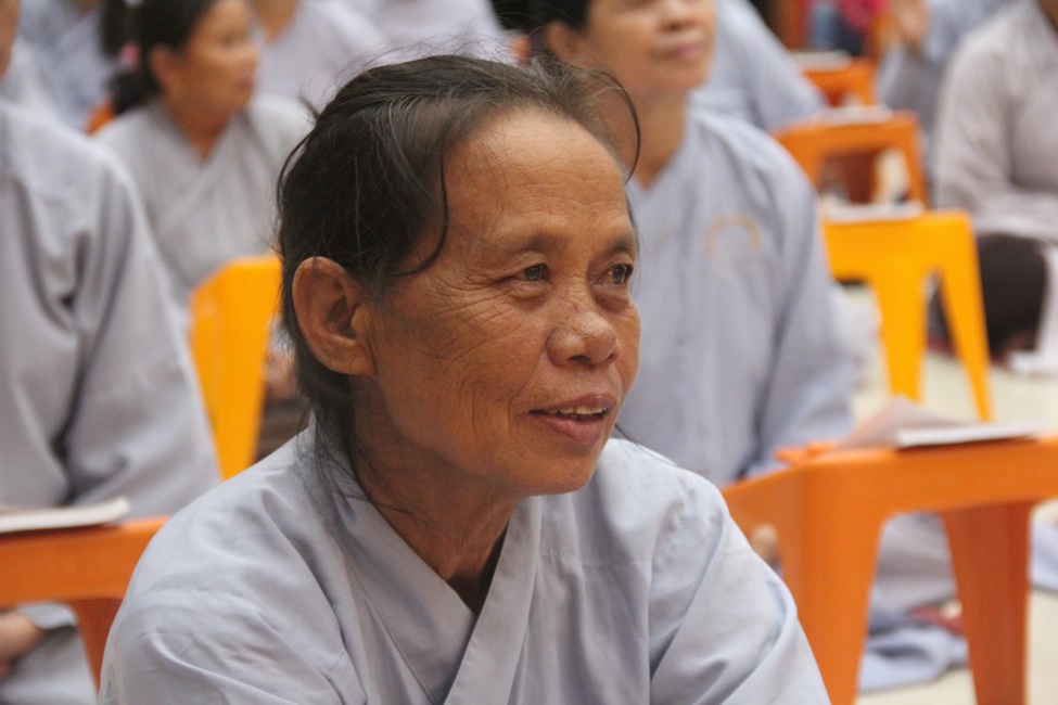 The repentant ceremony at the Giai Lam Pagoda