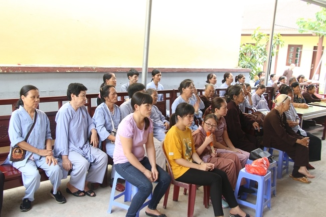 The peaceful and happy retreat at Tieu Dao pagoda - Quang Ninh