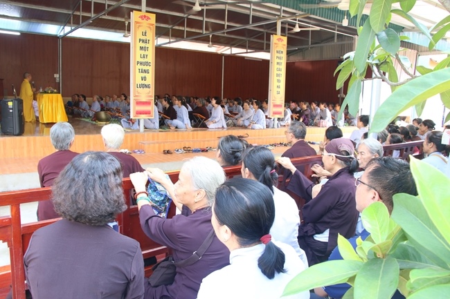 The peaceful and happy retreat at Tieu Dao pagoda - Quang Ninh