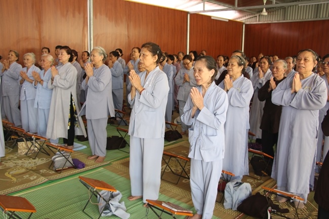 The peaceful and happy retreat at Tieu Dao pagoda - Quang Ninh