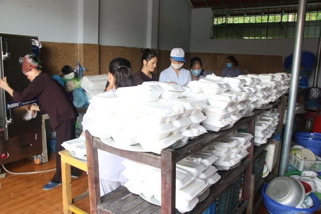 The peaceful and happy retreat at Tieu Dao pagoda - Quang Ninh