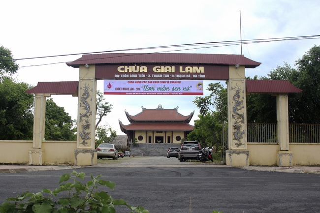 The Summer retreat at Giai Lam Pagoda in Ha Tinh