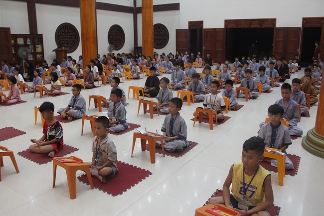 The Summer retreat at Giai Lam Pagoda in Ha Tinh