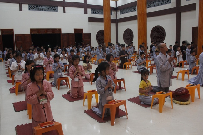 The Summer retreat at Giai Lam Pagoda in Ha Tinh