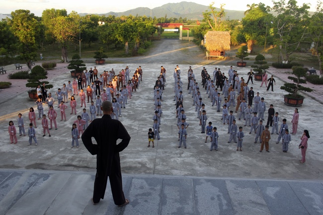 The Summer retreat at Giai Lam Pagoda in Ha Tinh