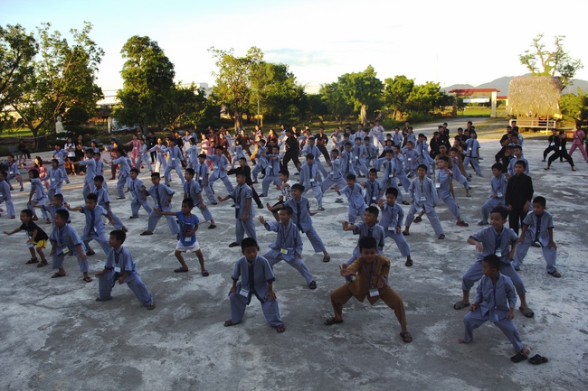 The Summer retreat at Giai Lam Pagoda in Ha Tinh